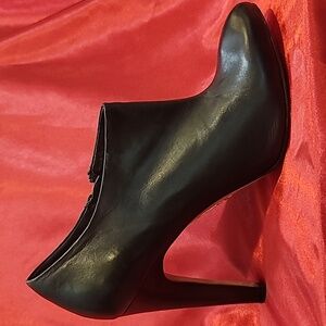 CLASSIQIES ENTIER sz8.5 soft glove leather stiletto bootie